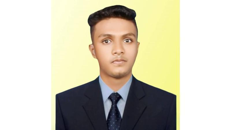 নাম: রাকিবুল ইসলাম শাওন  তাড়াইল জেলা,  কিশোরগঞ্জ,  ঢাকা। 